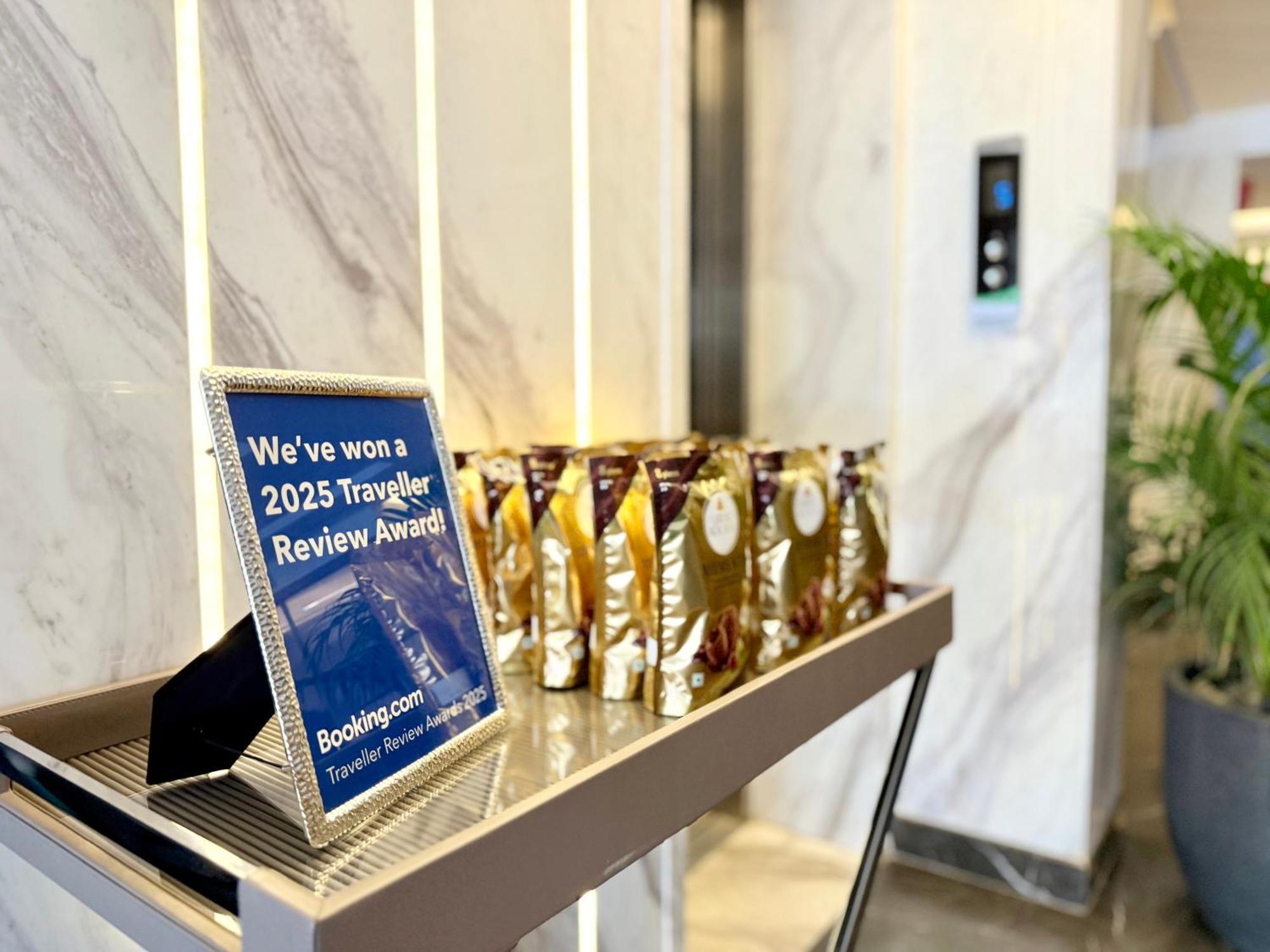 The Prime Delhi, A Luxury Collection Hotel Нью-Дели Экстерьер фото